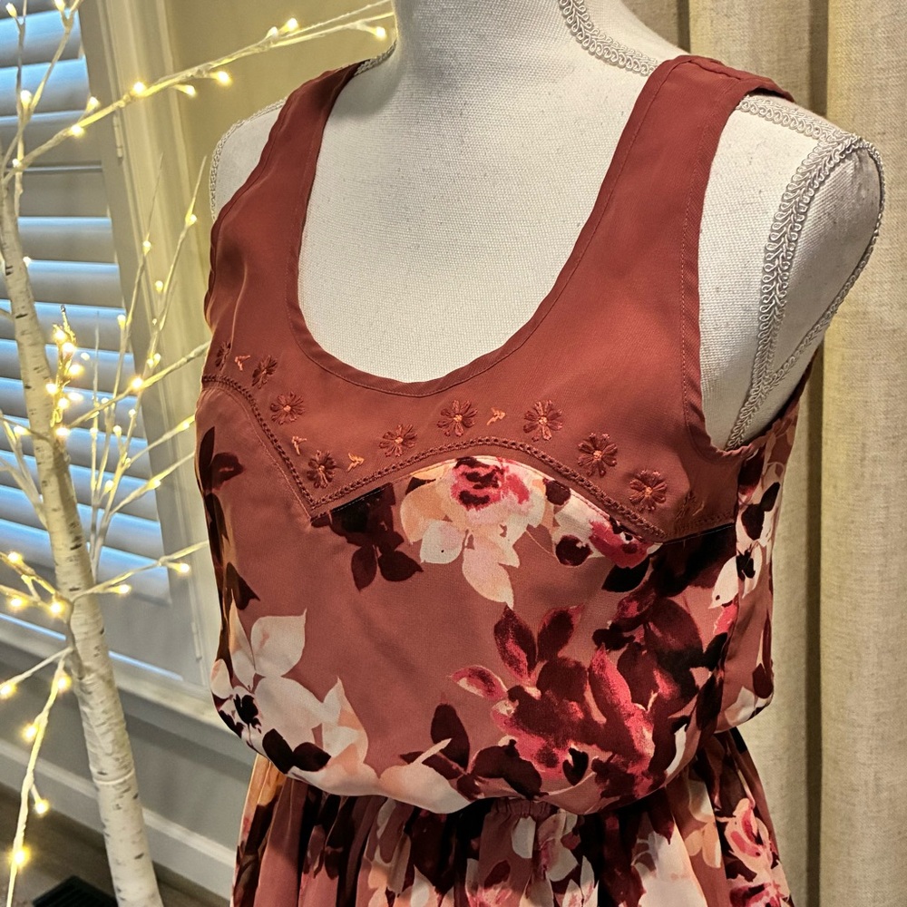 LC Lauren Conrad Pretty in Pink Floral Flowy Dress size 4 - Picture 3 of 9